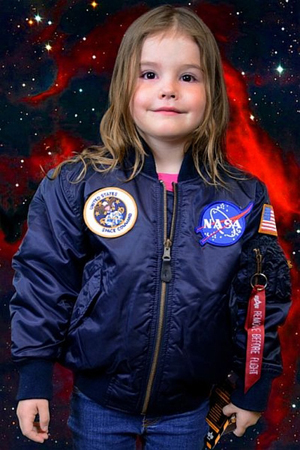 nasa-astronaut-costume-for-girls_ulu9jc.jpg
