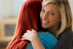 Hug-2_0.jpg
