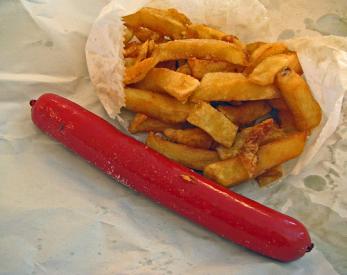 Saveloy___chips.jpg