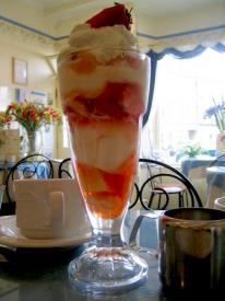 knickerbockerglory.jpg