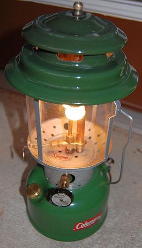 344px-Coleman_220F_Lantern.jpg