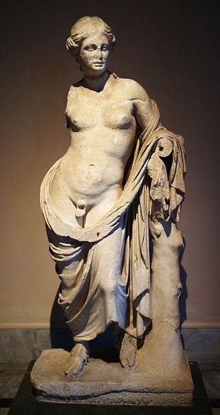 320px-IAM_363T_-_Hermaphroditus_statue.jpg