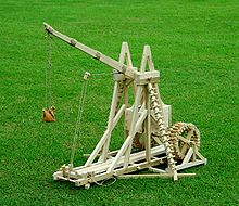 220px-Stirling_Warwolf_Trebuchet.jpg