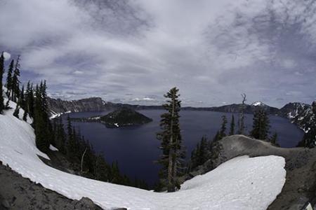 Crater_Lake.jpg